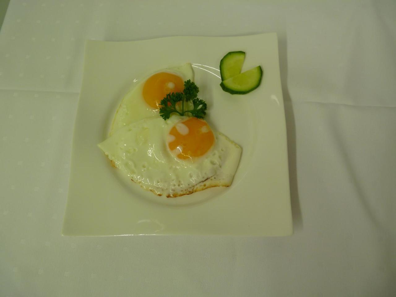 Cafe Und Pension Blohm Greifswald Exterior foto